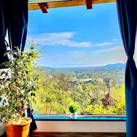 Casa De Sub Padure Hotel Bran  Bagian luar foto
